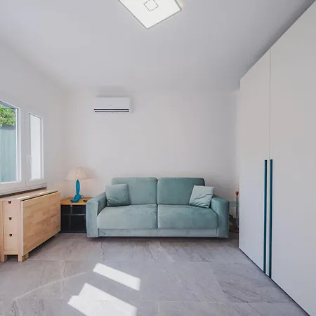 Zefiro By Interhome *