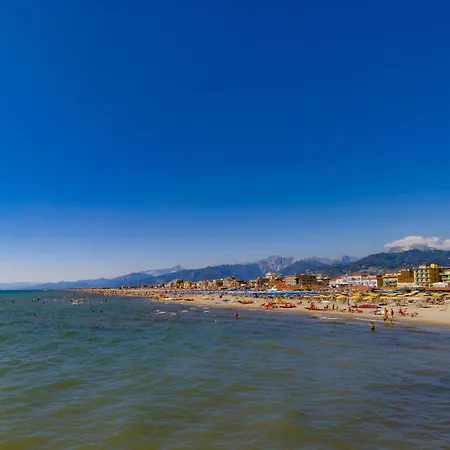 Zefiro By Interhome Marina di Pietrasanta